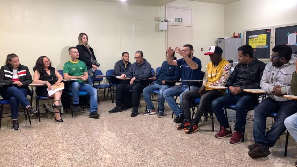Uninter lança curso de extensão de português para estrangeiros