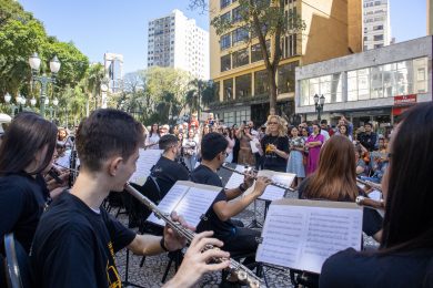 Orquestra Uninter faz o coração de Curitiba bater mais forte