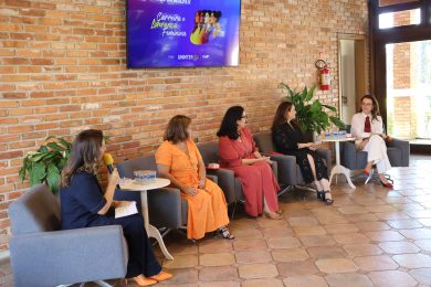 Encontros reúnem vozes de lideranças femininas no mês da mulher